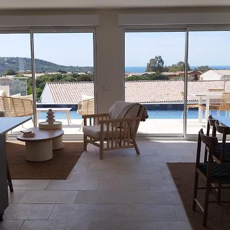 Vue Mer, A Deux Pas De La Plage